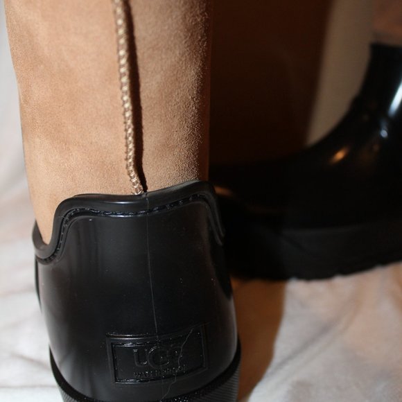 NIB UGG WOMEN'S RAINCLOUD TALL SUEDE SHEARLING RAIN WINTER BOOTS CHESTNUT BLACK - Picture 6 of 9